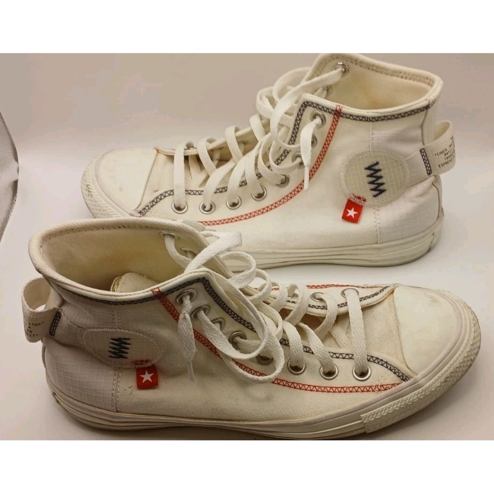 Converse Chuck Taylor All Star High Tops Logo Tag Vintage White A06104C Sneakers